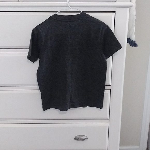 Old Navy T-Shirt - Picture 2 of 3